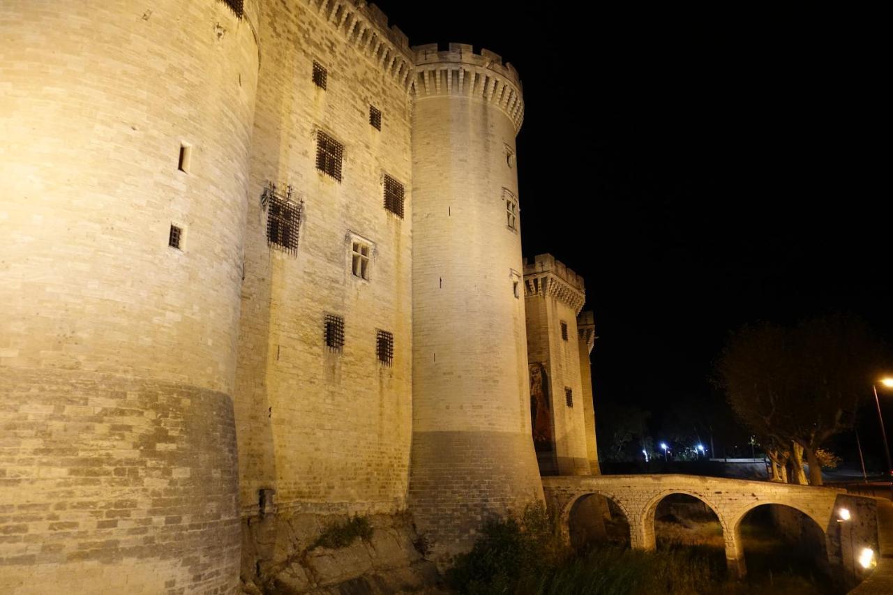 Appartement Tarascon Exterior photo